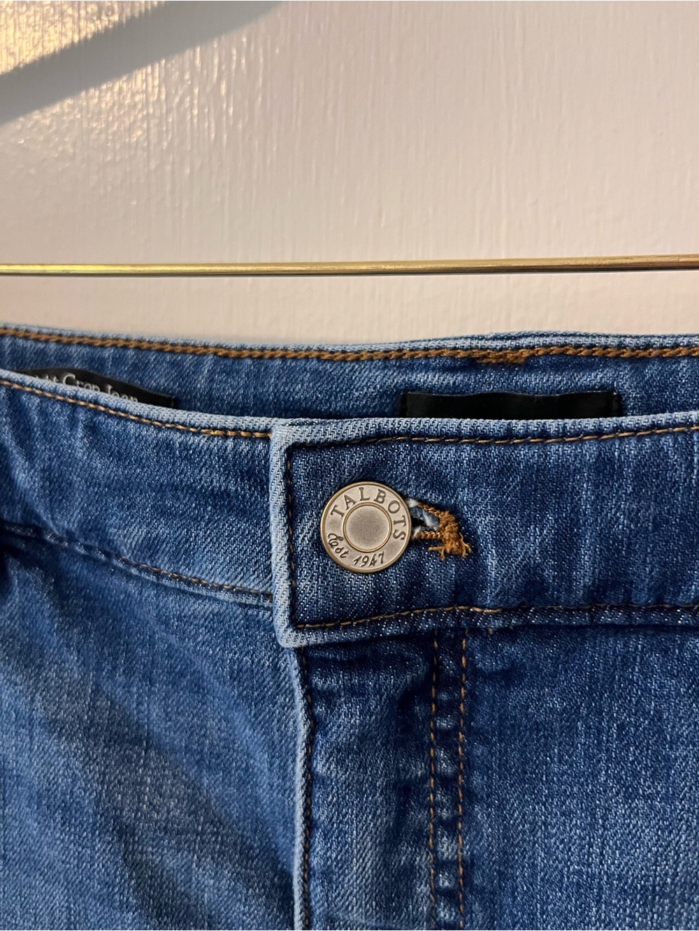 Talbots Medium Wash Straight Crop Blue Jeans Size 12 - Picture 5 of 11